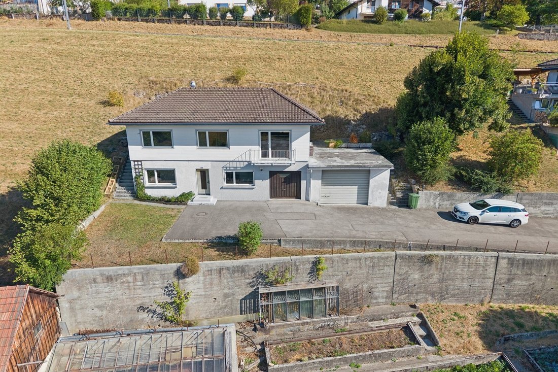 House in Tramelan, Canton of Bern, Switzerland 1 - 18695628