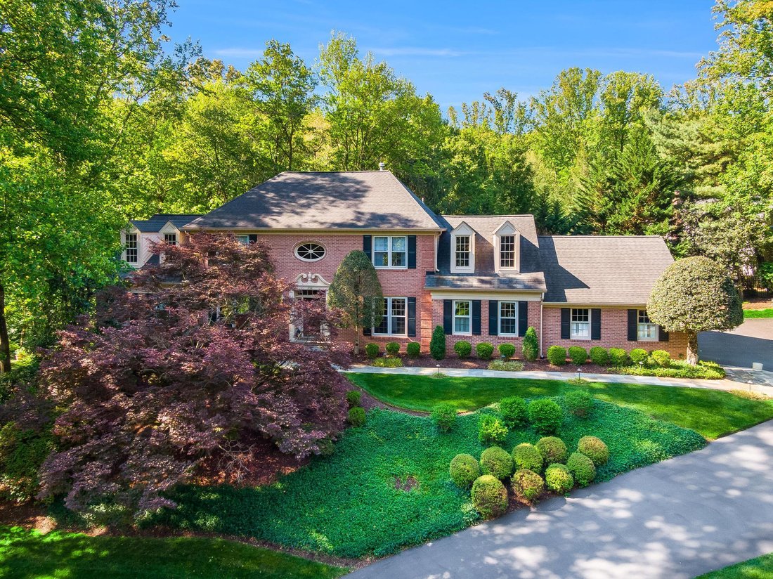 House in Vienna, Virginia, United States 1 - 18695613