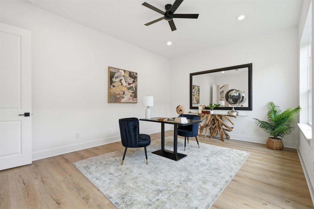 House in Houston, Texas, United States 4 - 18695454