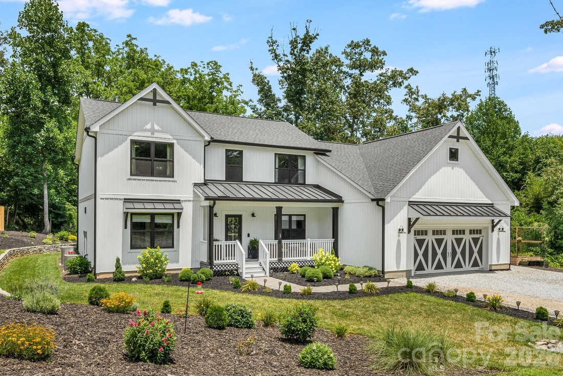 House in Laurel Park, North Carolina, United States 1 - 18695586