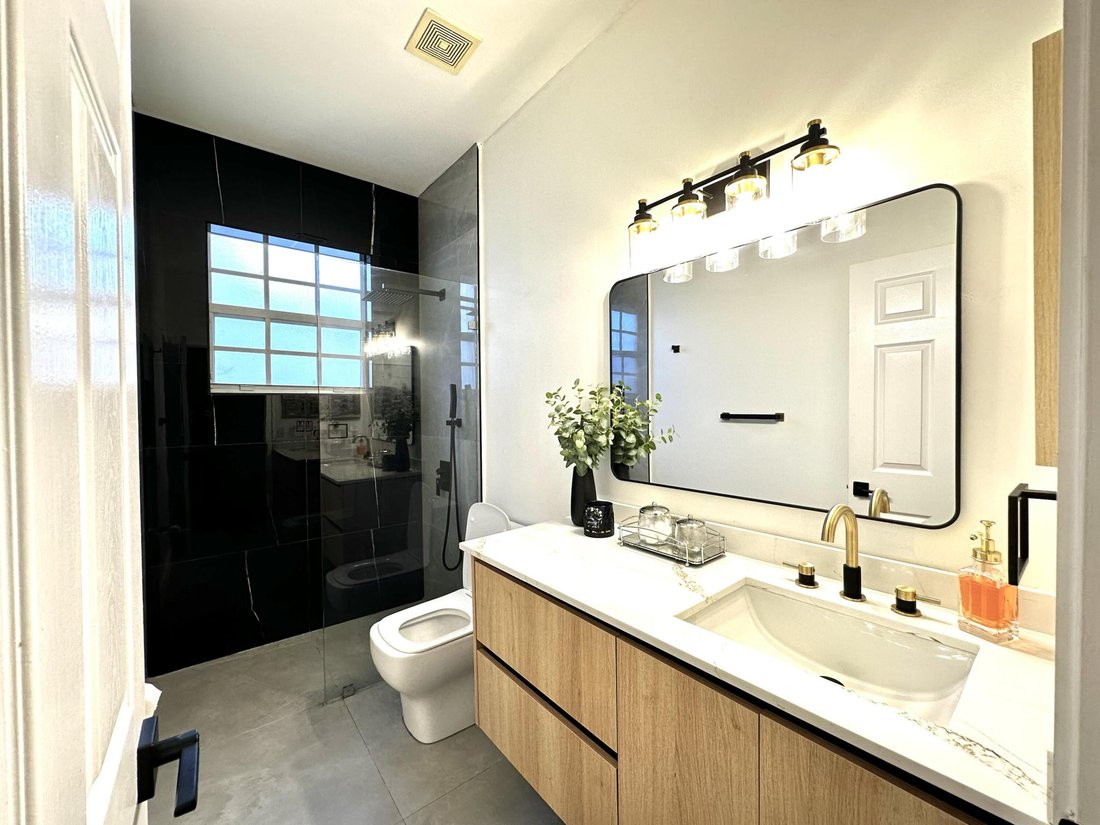 House in Pembroke Pines, Florida, United States 2 - 18695511