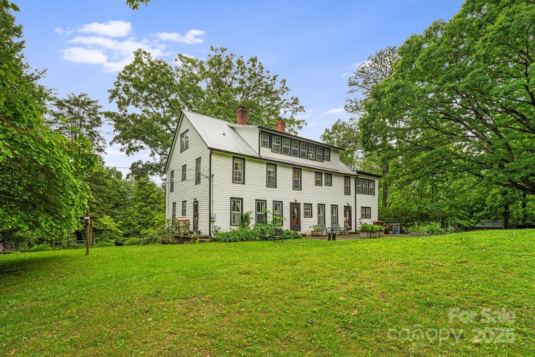 House in Black Mountain, North Carolina, United States 1 - 18695605