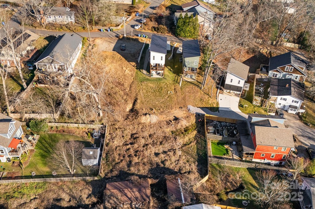 Land in Asheville, North Carolina, United States 3 - 18695590