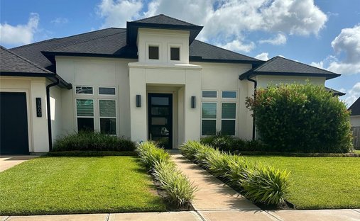 House in Friendswood, Texas, United States 1