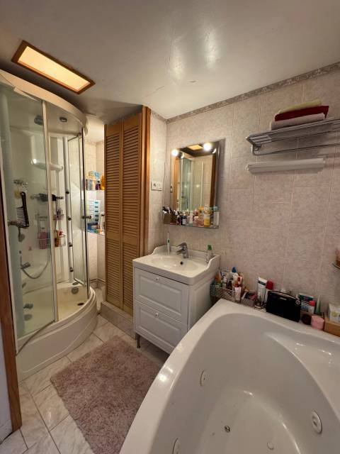 Apartment in Puteaux, Ile-de-France, France 5 - 18600323