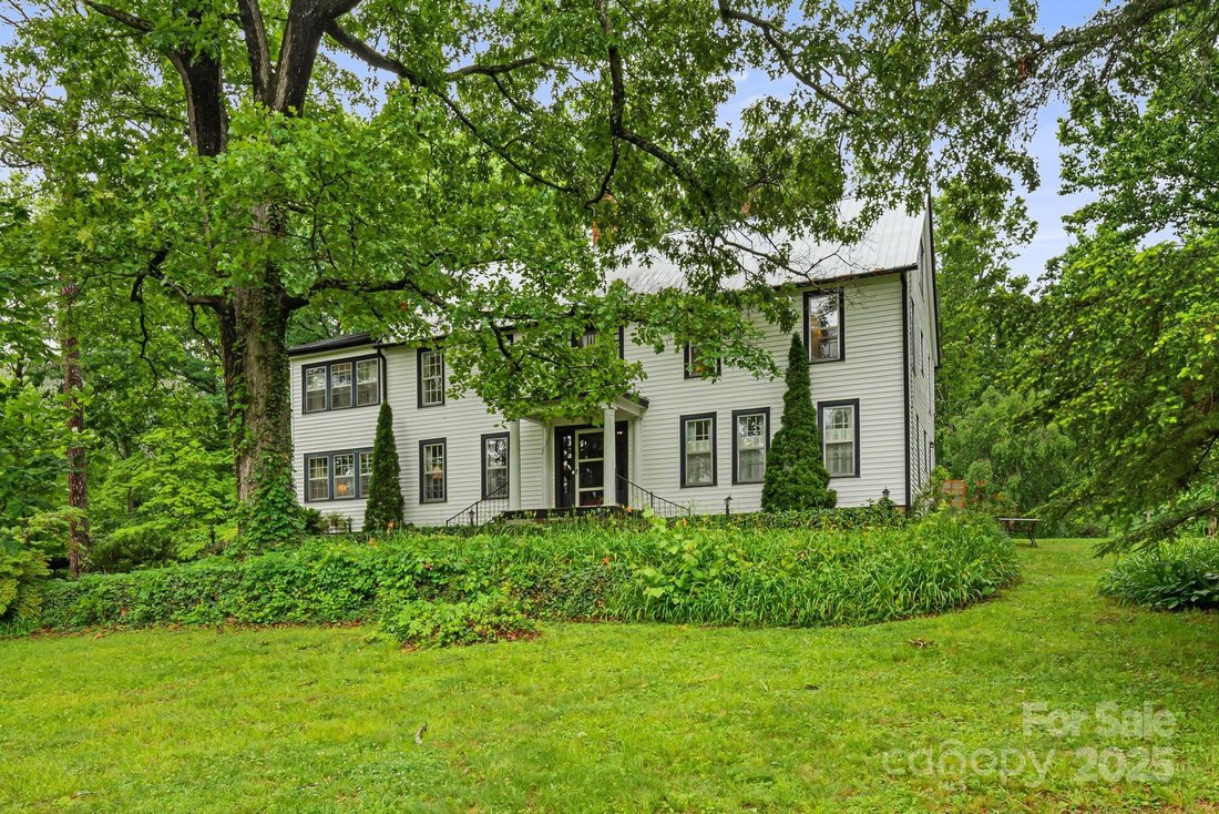 House in Black Mountain, North Carolina, United States 5 - 18695605
