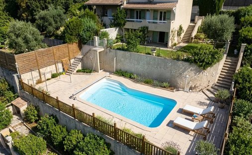 House in Plans, Villeneuve-Loubet, France 1