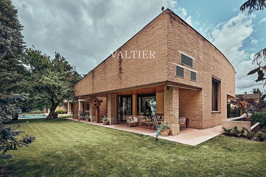 Chalet in Pozuelo de Alarcon, Comunidad de Madrid, Spain 3 - 18695673