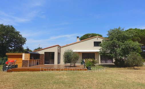 Villa in Laroque-des-Albères, Occitania, France 1