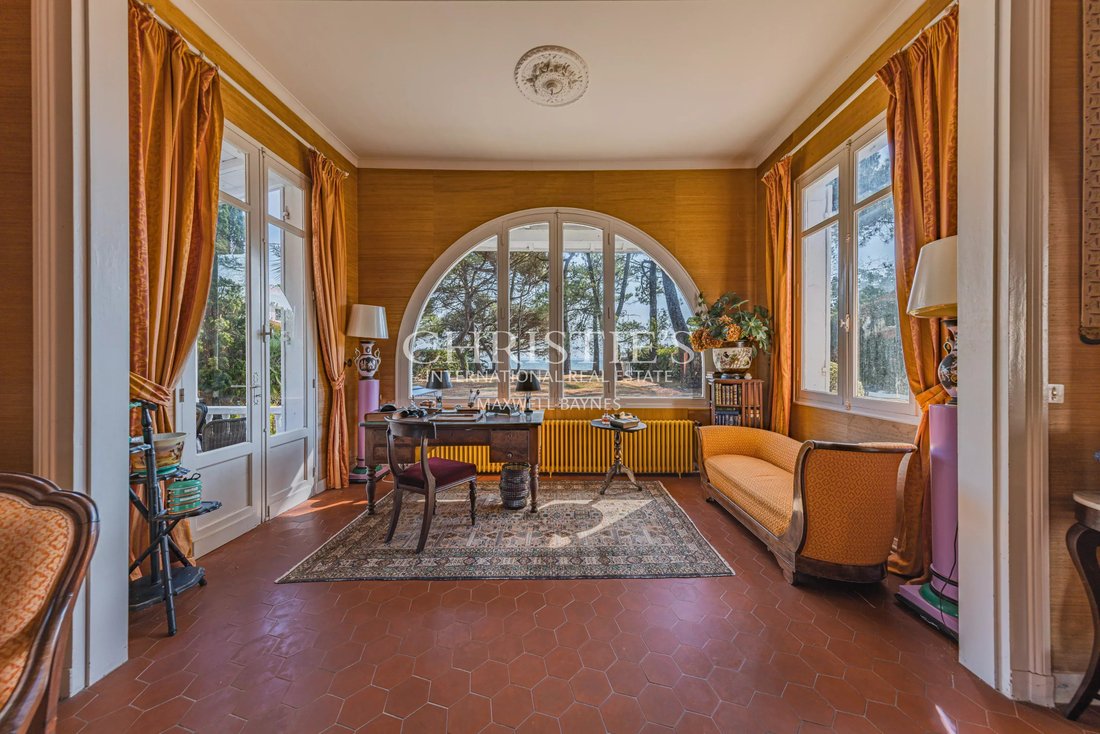 House in France 3 - 18695732