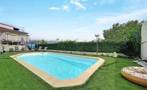 Villa in Village, Villeneuve-Loubet, France 1