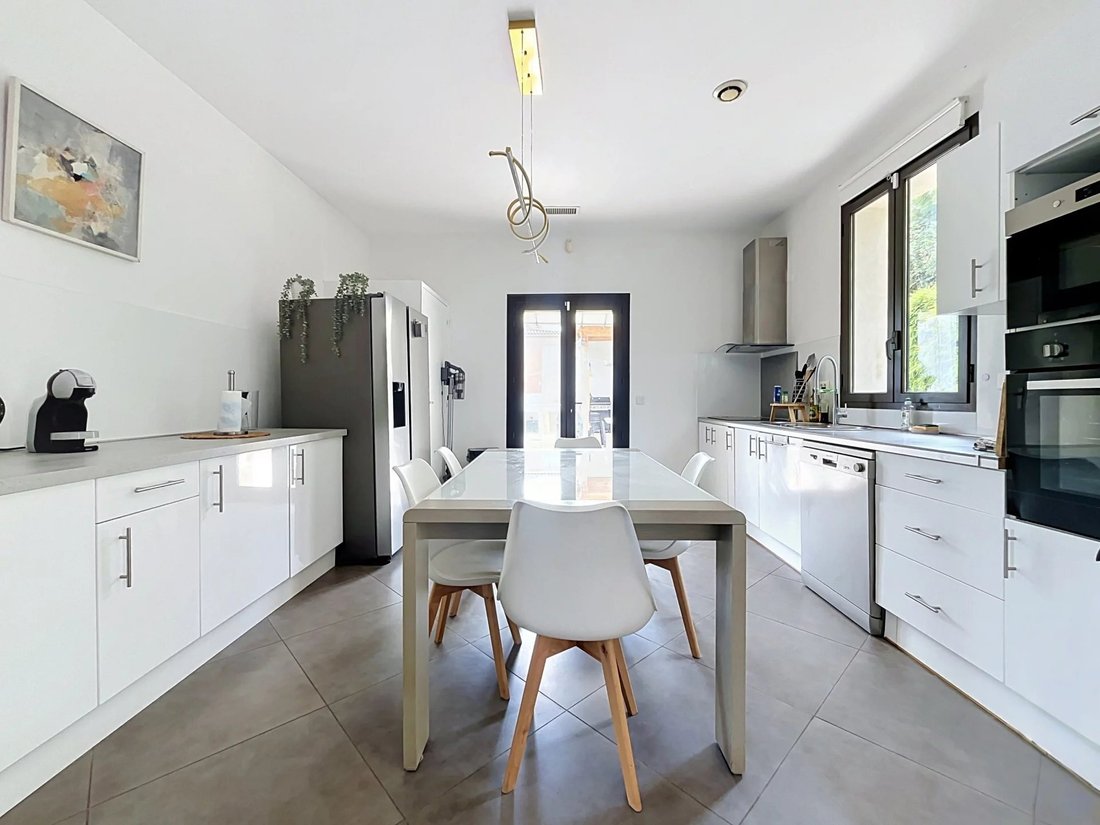 Villa in Village, Villeneuve-Loubet, France 5 - 18695855