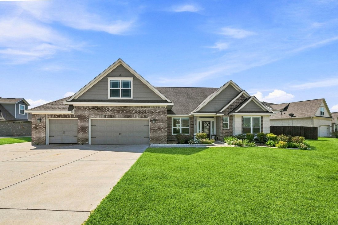 House in Baytown, Texas, United States 2 - 18695426