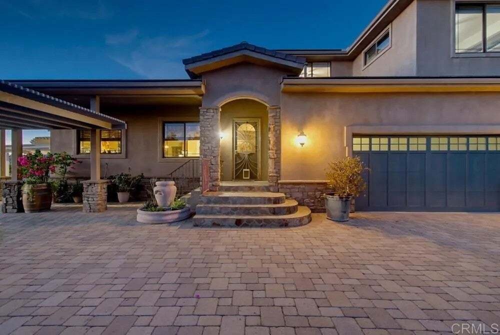 House in Escondido, California, United States 3 - 18695400