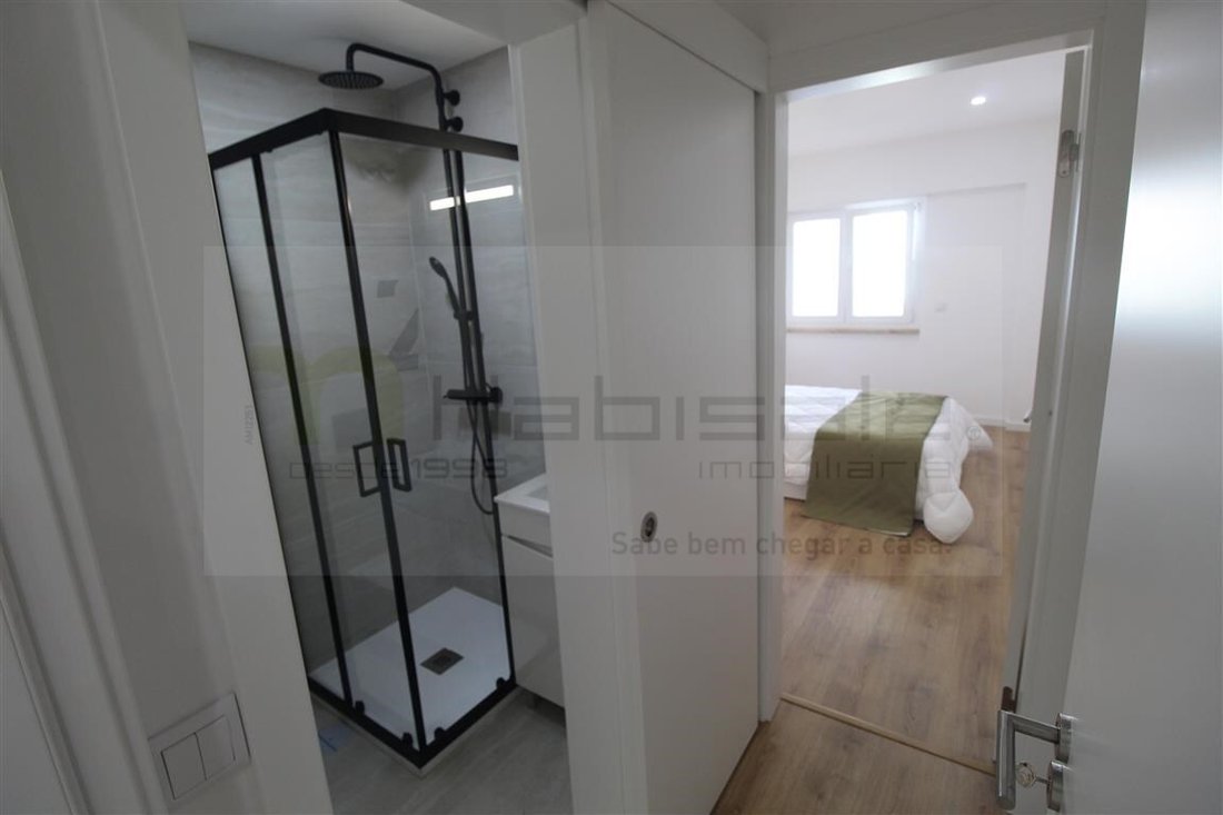 Apartment in Benfica, Lisbon, Portugal 3 - 18696215