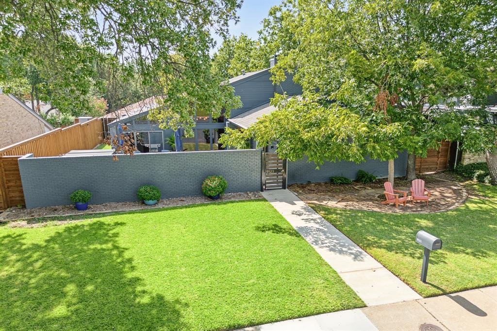 House in Dallas, Texas, United States 1 - 18698530