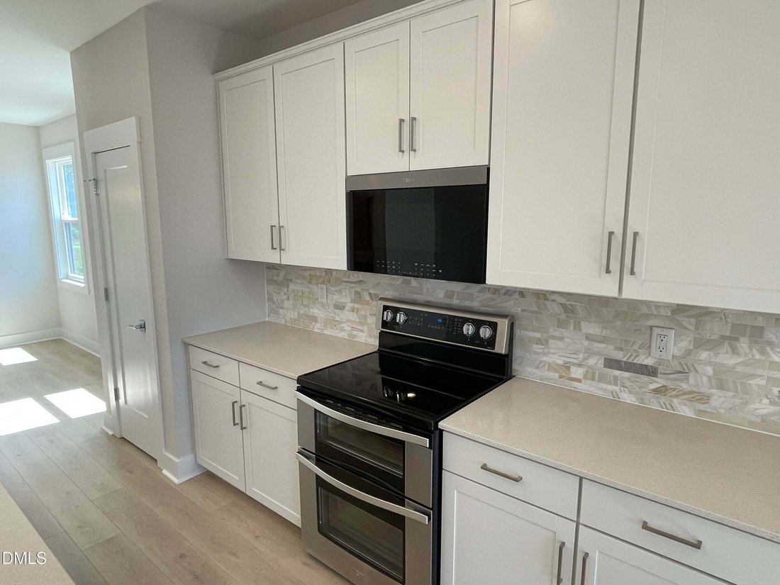 Townhouse in Morrisville, North Carolina, United States 5 - 18697409