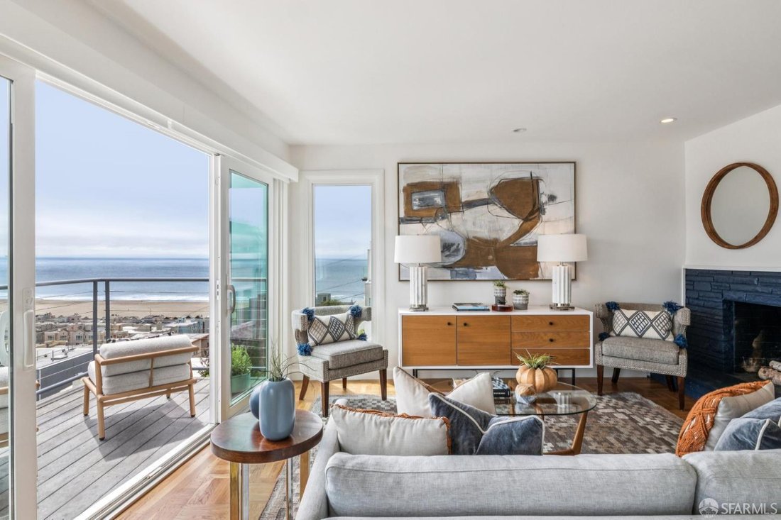 Condo in San Francisco, California, United States 2 - 18696810
