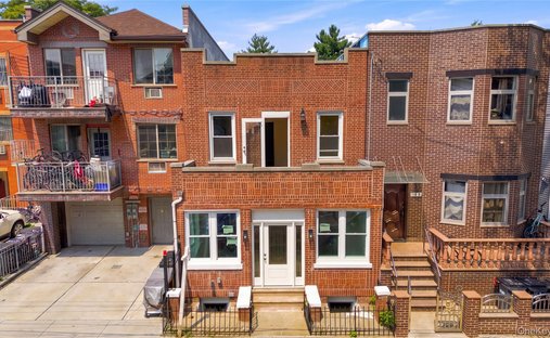 House in New York, New York, United States 1