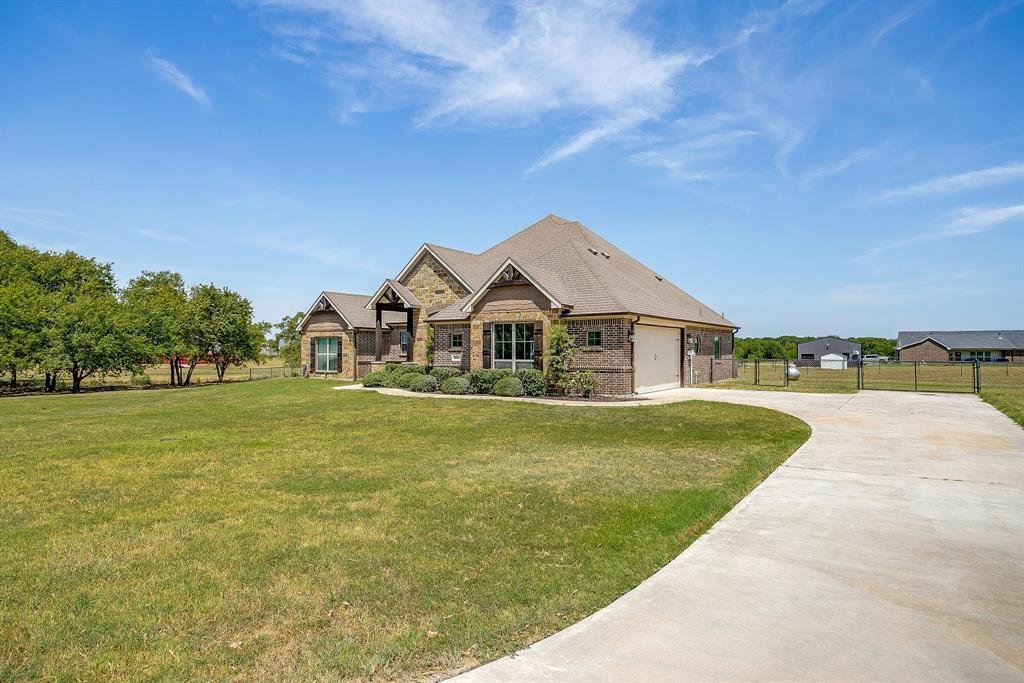 House in Grandview, Texas, United States 2 - 18698534