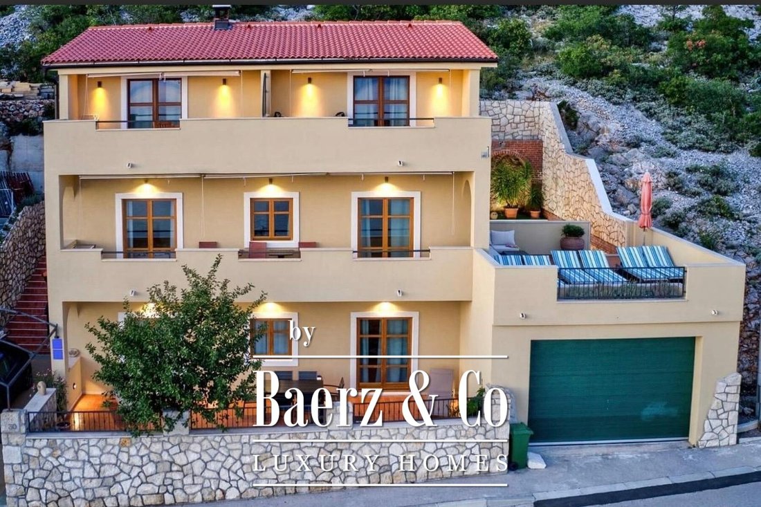 Villa in Senj, Lika-Senj County, Croatia 2 - 18698576