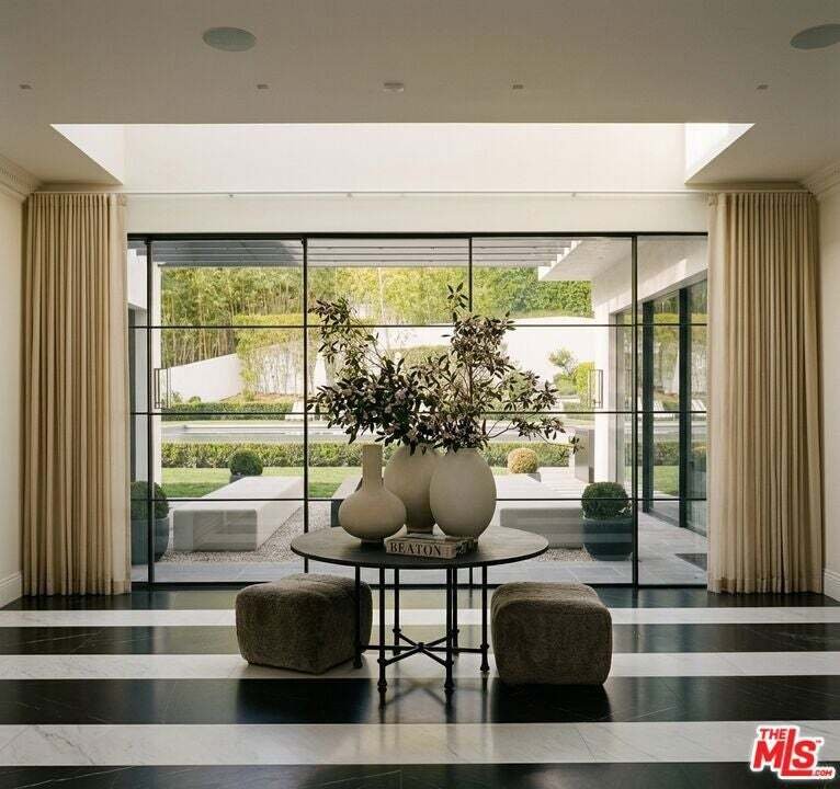 House in Los Angeles, California, United States 2 - 18697059