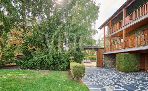 Townhouse in Meranges, Catalonia, Spain 1