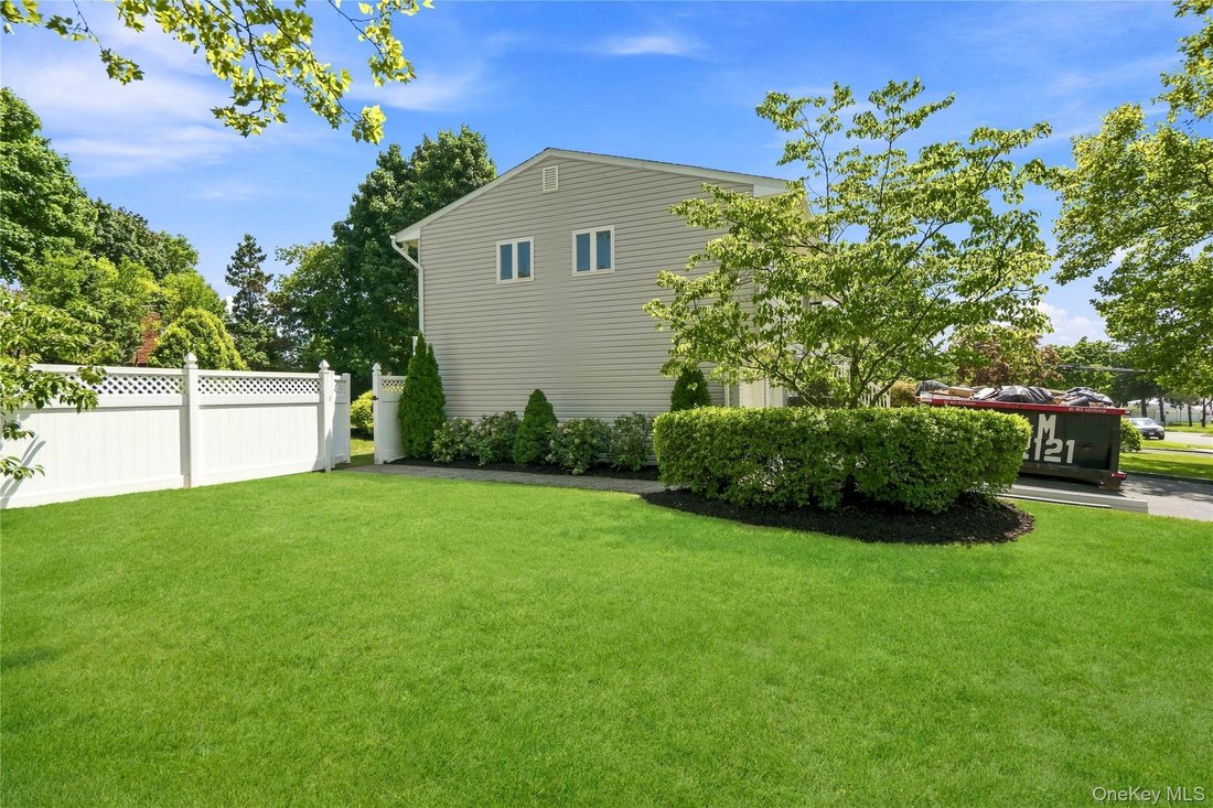 Casa a Commack, New York, Stati Uniti 4 - 18698877