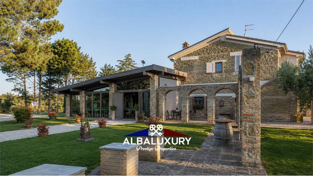 Villa in Pitigliano, Tuscany, Italy 4 - 16726075