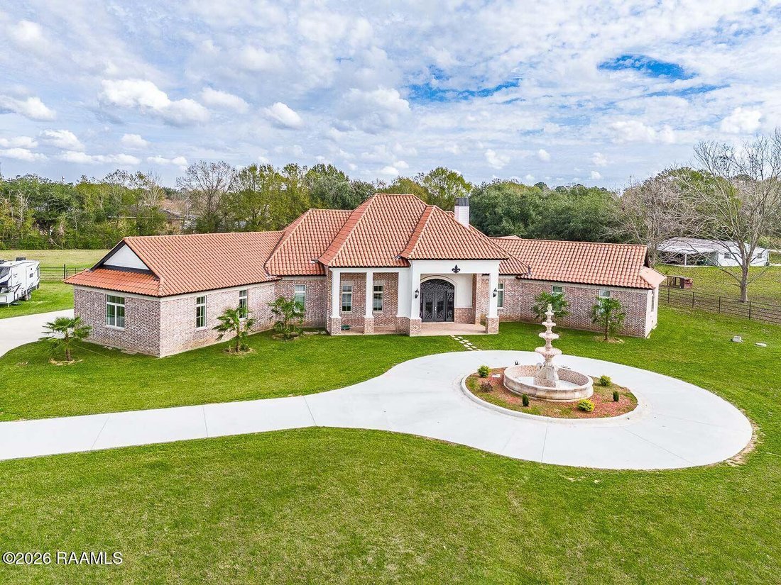 House in Lafayette, Louisiana, United States 2 - 18697963