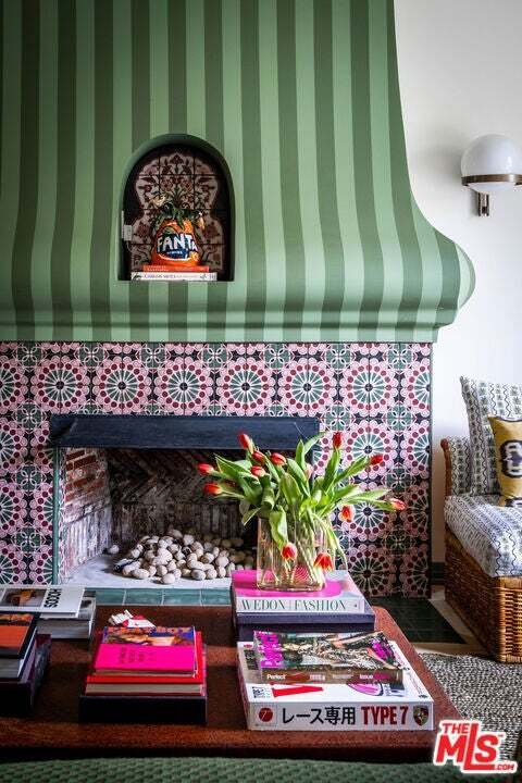 House in Los Angeles, California, United States 4 - 18697078