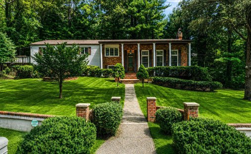 House in Smithtown, New York, United States 1