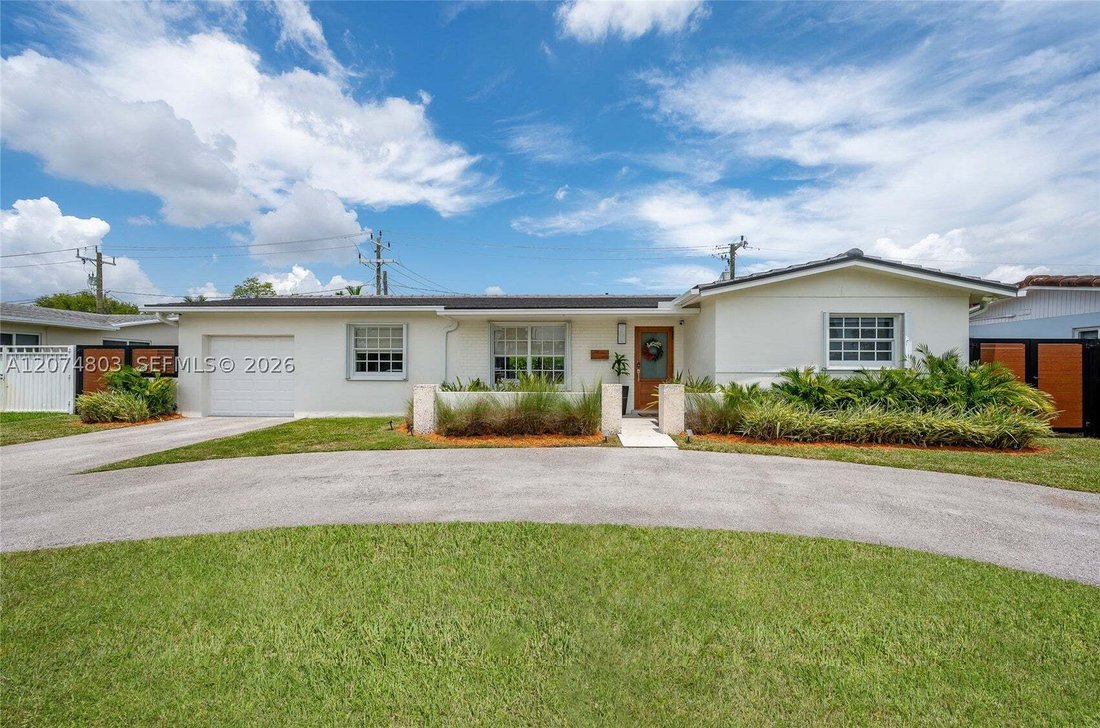 House in Miami, Florida, United States 1 - 18697350