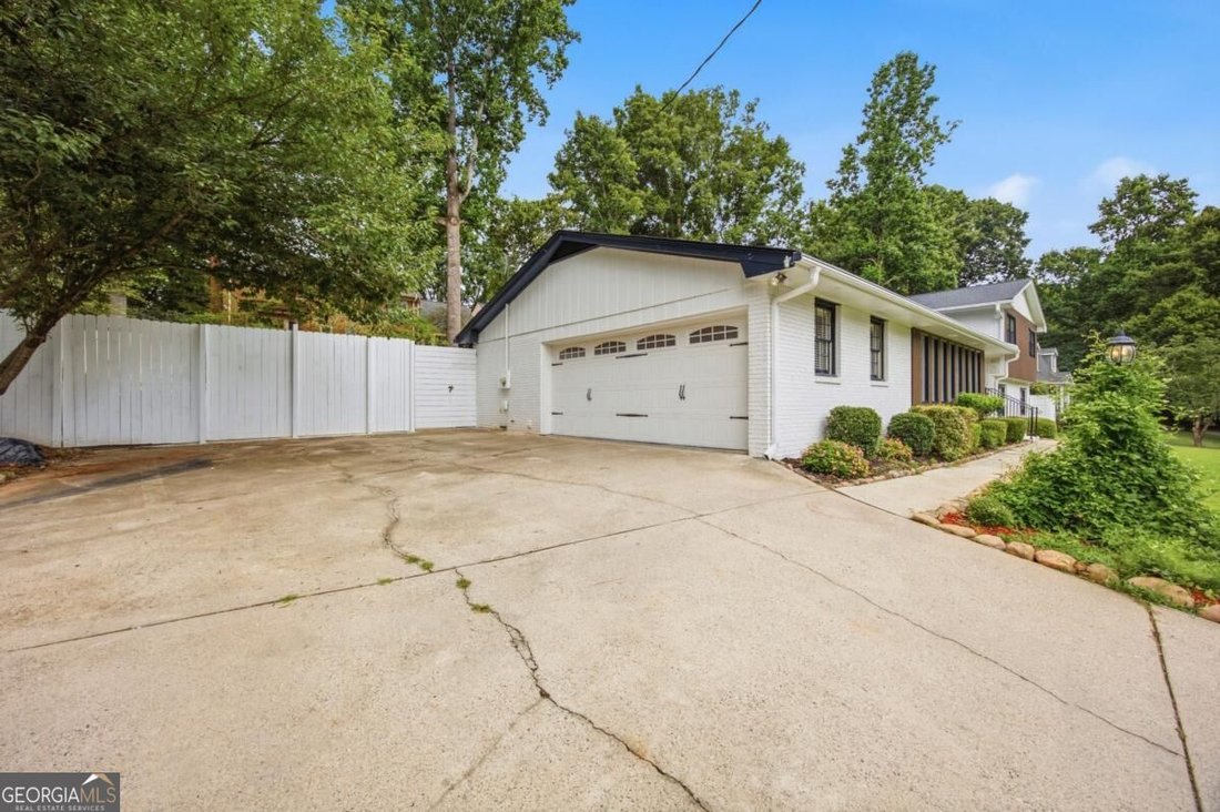 House in Dunwoody, Georgia, United States 2 - 18697991
