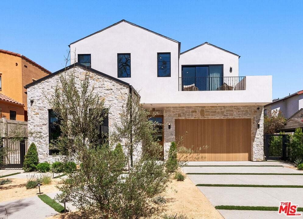 House in Los Angeles, California, United States 1 - 18697041