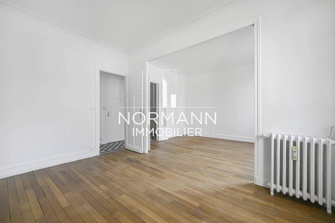 Apartment in Puteaux, Ile-de-France, France 1 - 15869725