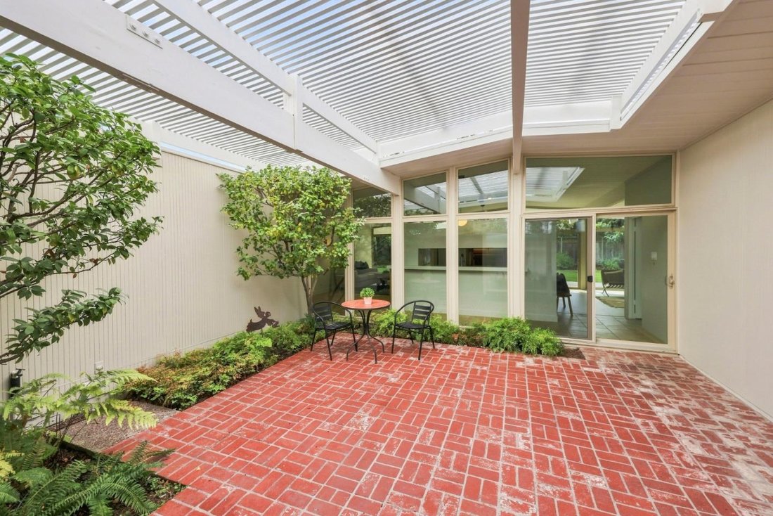 House in East Palo Alto, California, United States 4 - 18697945