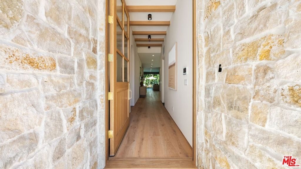 House in Los Angeles, California, United States 2 - 18697041