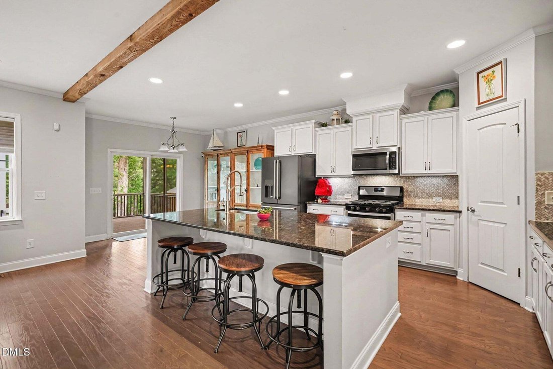 Casa en Holly Springs, Carolina del Norte, Estados Unidos 4 - 18697429