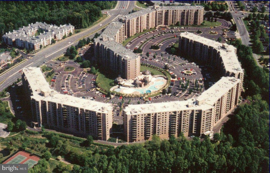 Condominio en McLean, Virginia, Estados Unidos 1 - 18699187