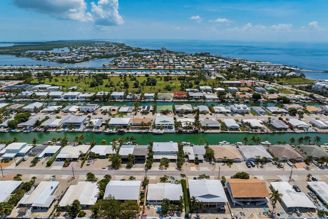 House in Key Colony Beach, Florida, United States 3 - 18696715