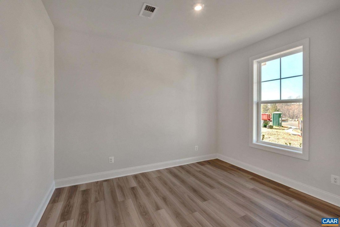 House in Charlottesville, Virginia, United States 4 - 18696836