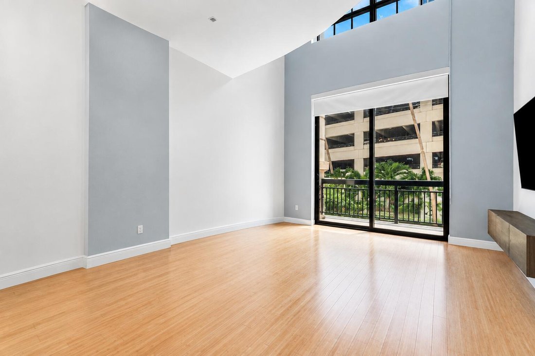 Condo in West Palm Beach, Florida, United States 2 - 18699039