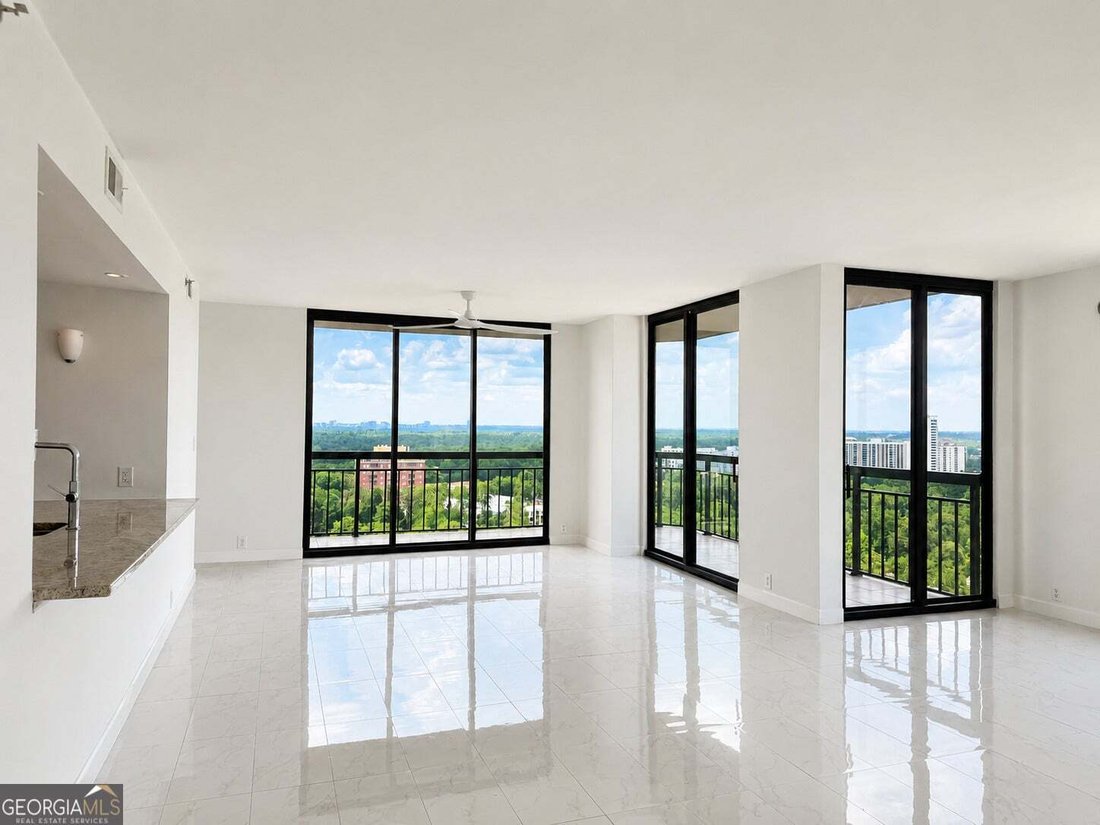 Condo in Atlanta, Georgia, United States 2 - 18698477