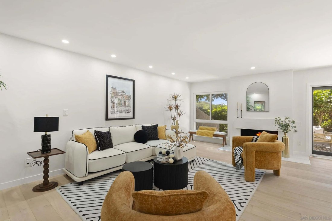 Condo in San Diego, California, United States 3 - 18698201