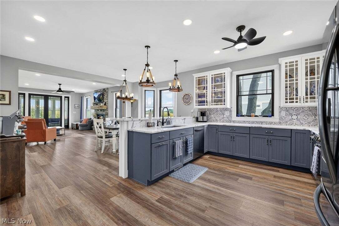 Condo in Port Clinton, Ohio, United States 5 - 18697508