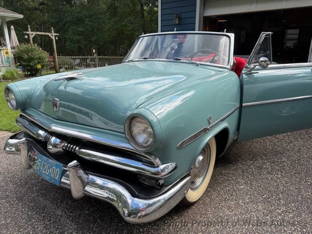 Ford Sunliner in Calverton, NY, United States 2 - 18697420