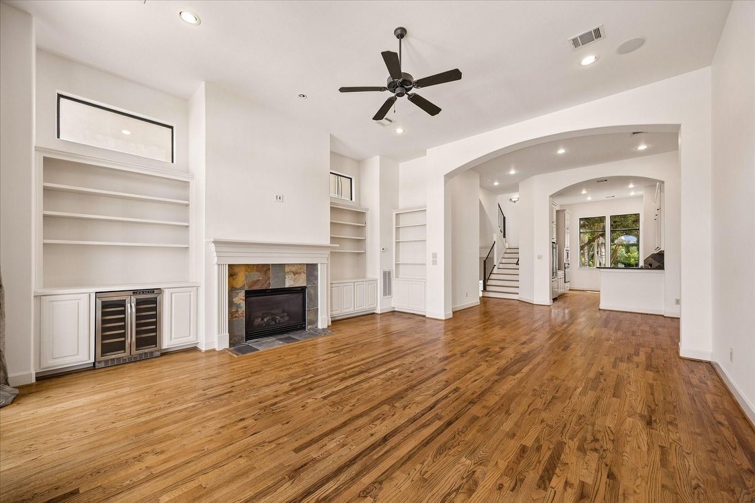 House in Houston, Texas, United States 5 - 18698802
