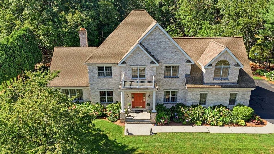 House in Lincoln, Rhode Island, United States 1 - 18184827