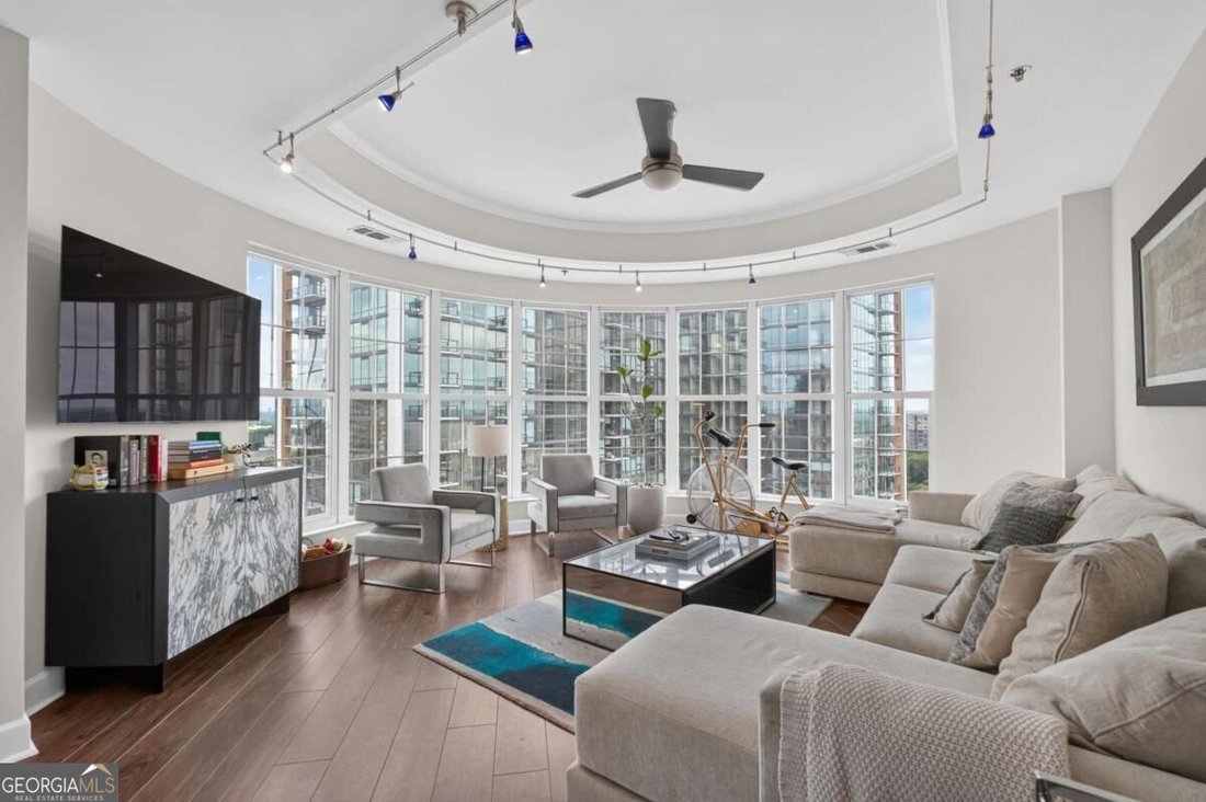 Condo in Atlanta, Georgia, United States 3 - 18698357